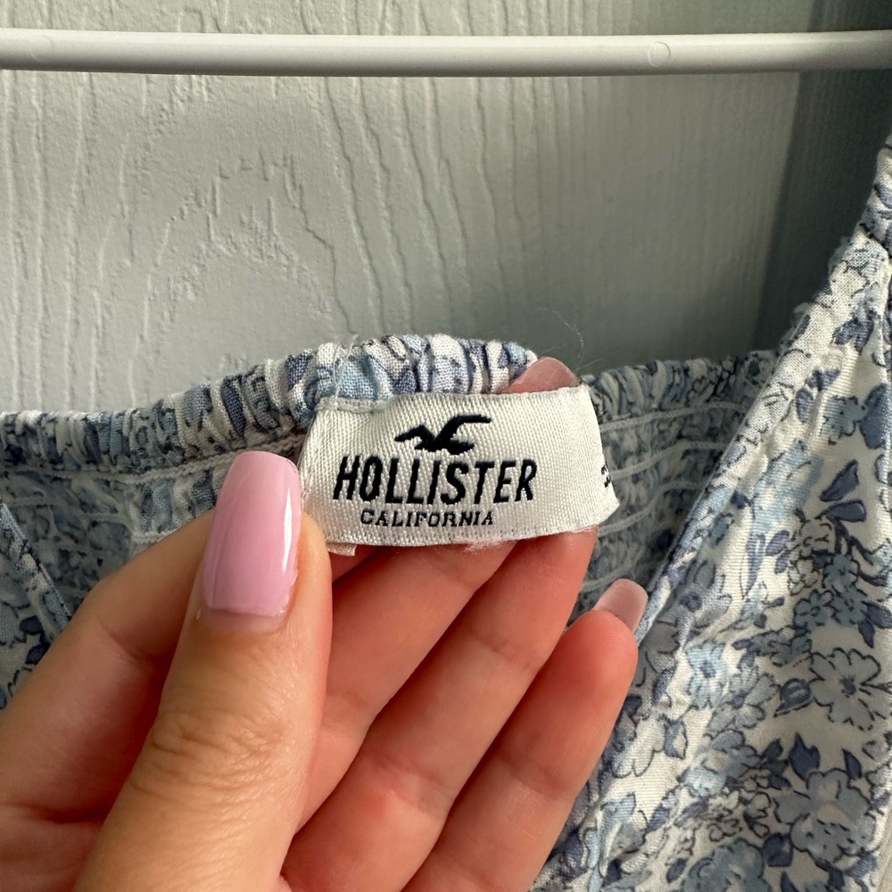 HOLLISTER SET. Blue & White Floral. - Picture 6 of 7